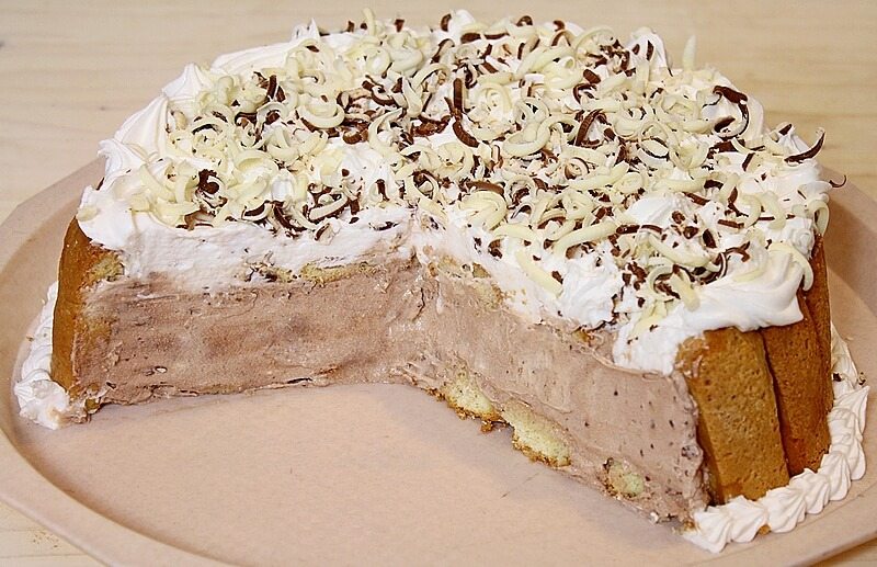 nepecena cokoladna torta sa piskotama (5)