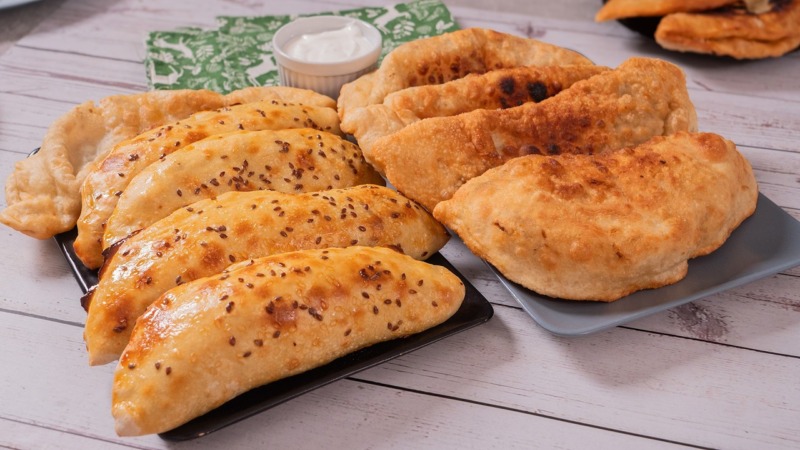 Pancerote sa mesom - čebureki