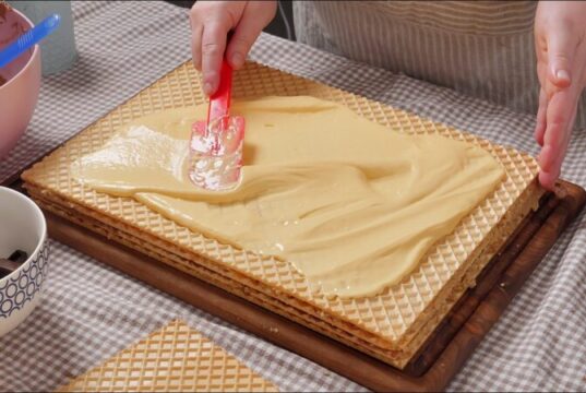 svečane oblande sa tri fila